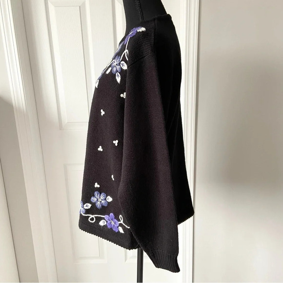 Vintage Alia Floral Embroidery Grandmacore  Sweater - Picture 2 of 16